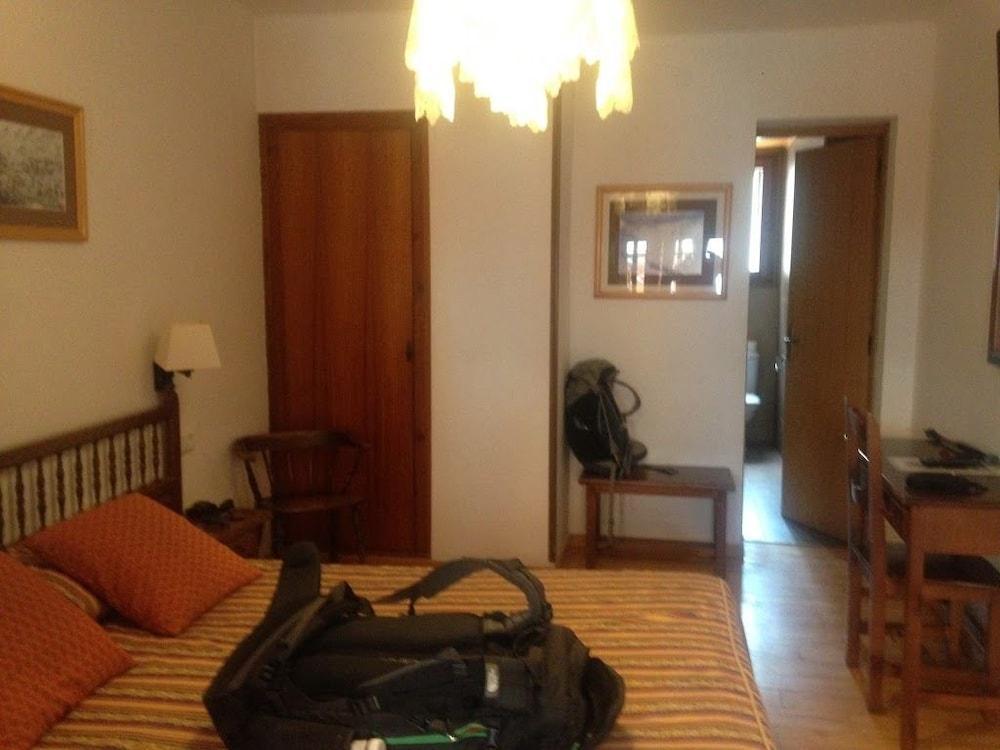 Hotel Roya Эспот Экстерьер фото
