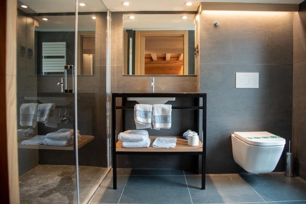 Hotel Roya Эспот Экстерьер фото
